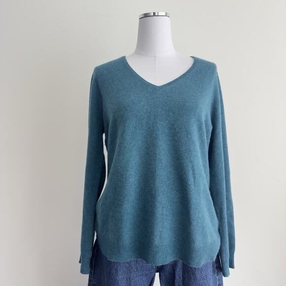 Charter Club Cashmere Sweater Womens XL Teal Blue V Neck 100% Cashmere Pullover - Picture 1 of 14